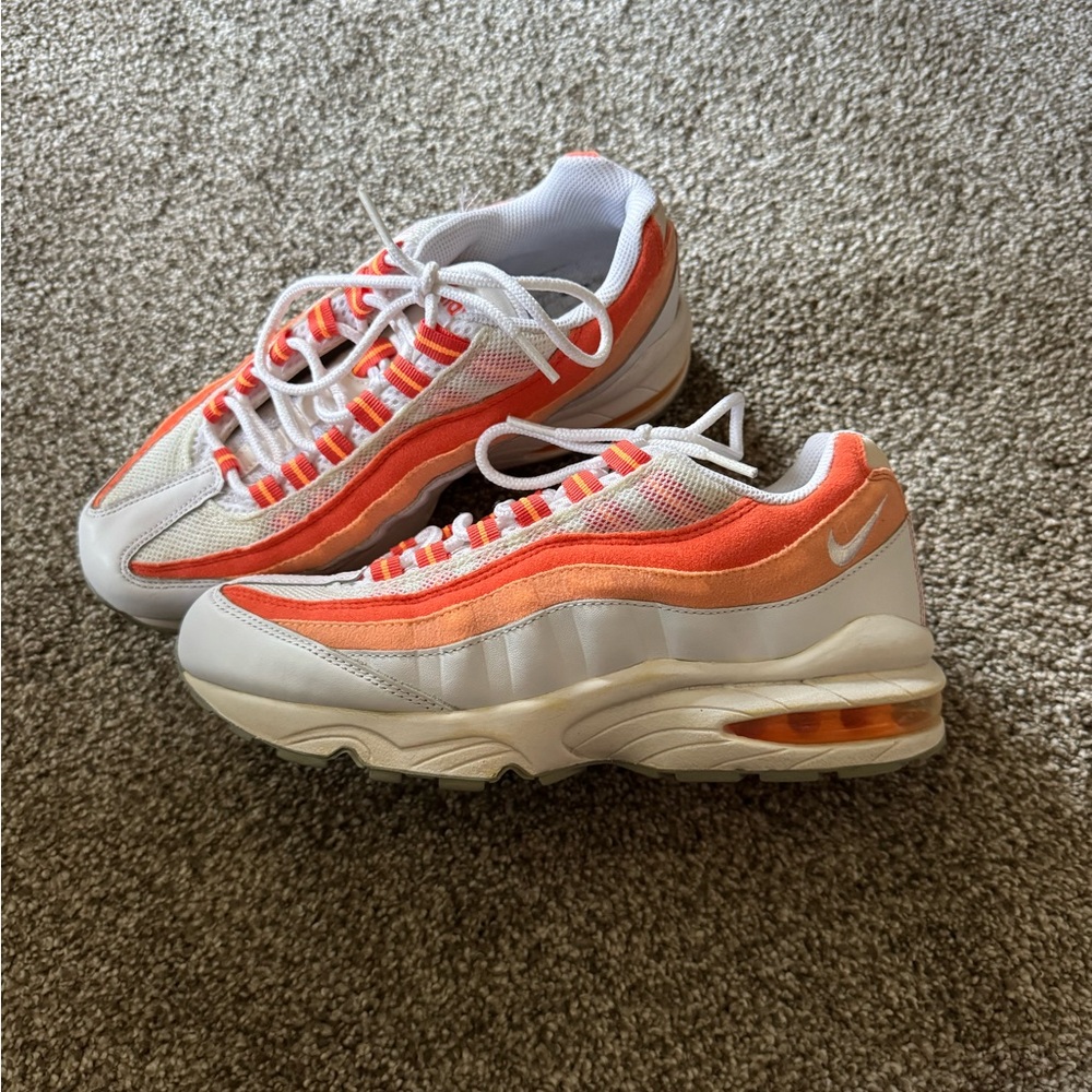 Nike Womens Air Max 95 White Orange Sneakers Athletic Shoes Sz 8